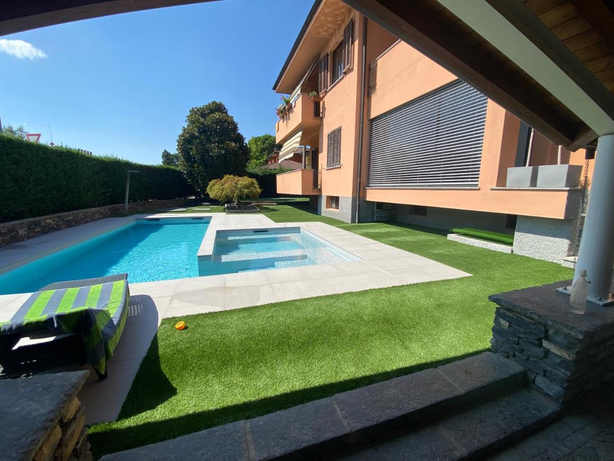 B&B Arcobaleno Longone al Segrino Luaran gambar