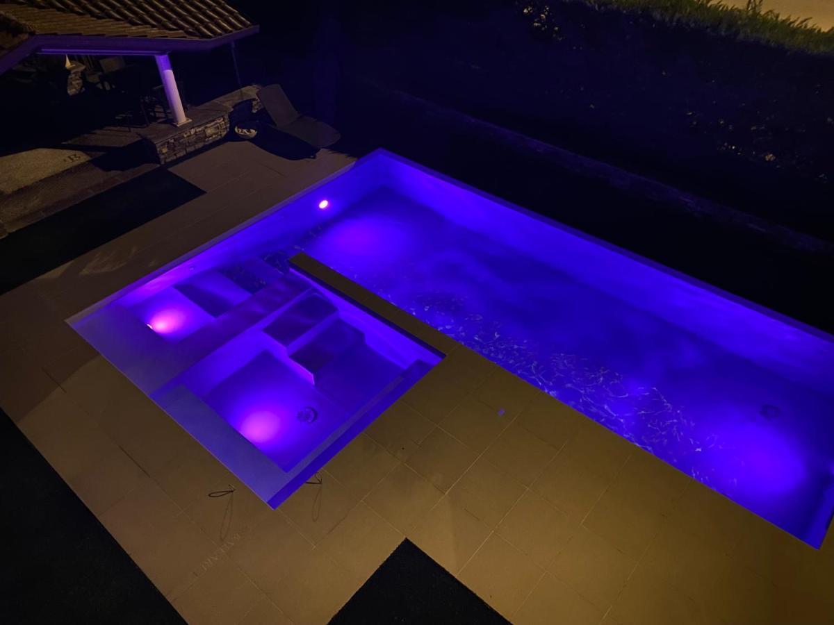 B&B Arcobaleno Longone al Segrino Luaran gambar