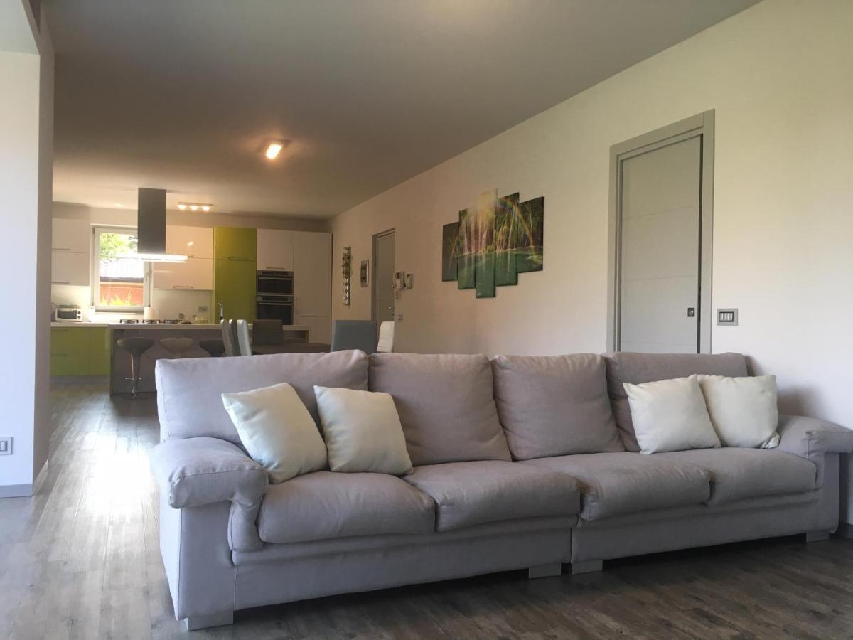B&B Arcobaleno Longone al Segrino Luaran gambar