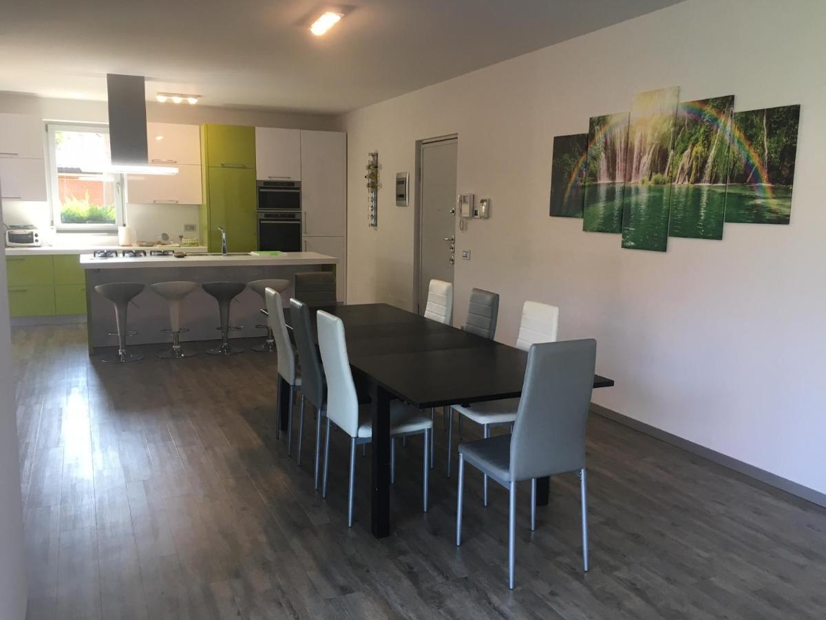 B&B Arcobaleno Longone al Segrino Luaran gambar