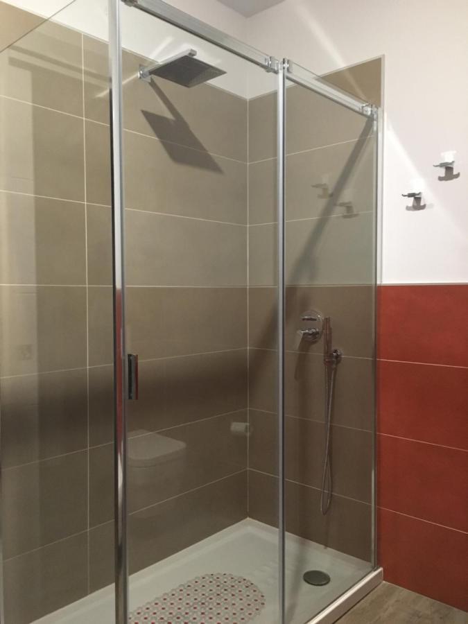 B&B Arcobaleno Longone al Segrino Luaran gambar
